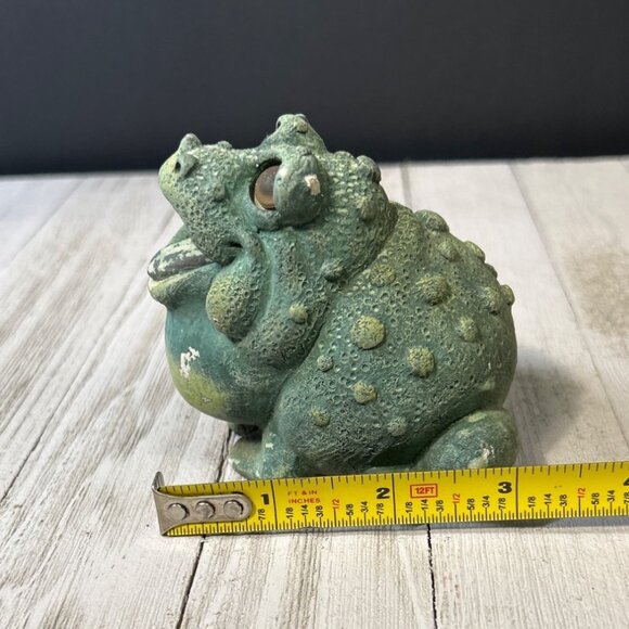 Vintage Pete Apsit Frog Toad Figurine Sculpture Heavy Resin Green Collectible - Picture 7 of 7
